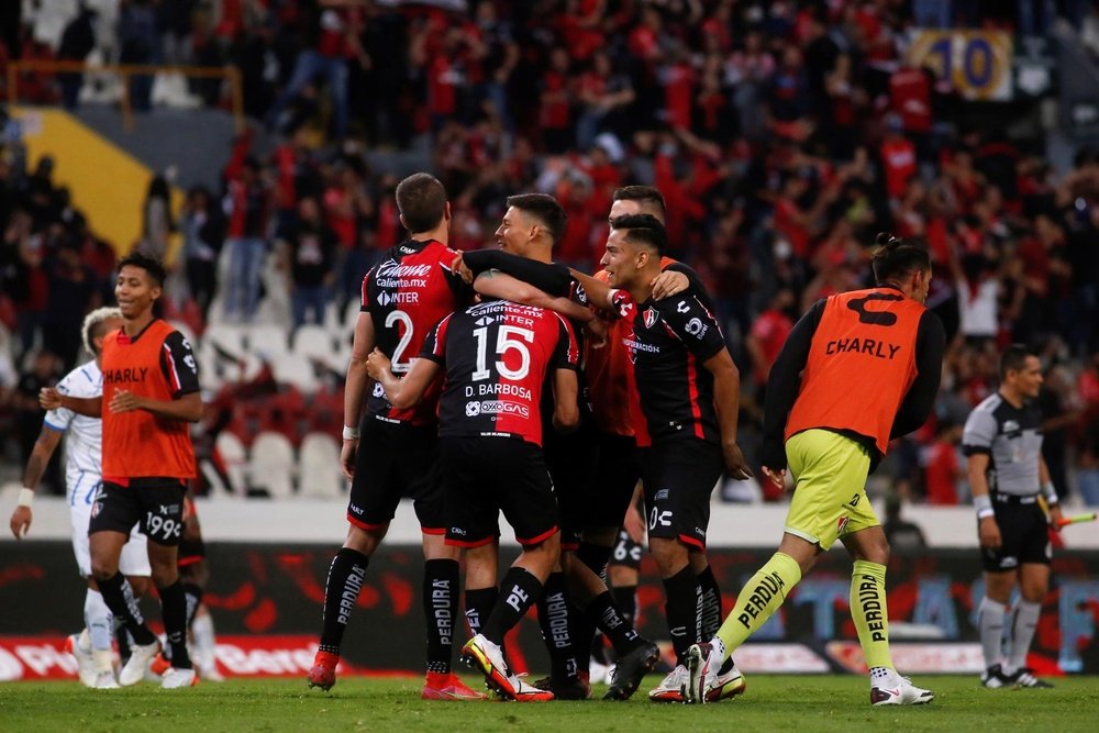 Atlas venció por 3-0 a Tigres. EFE