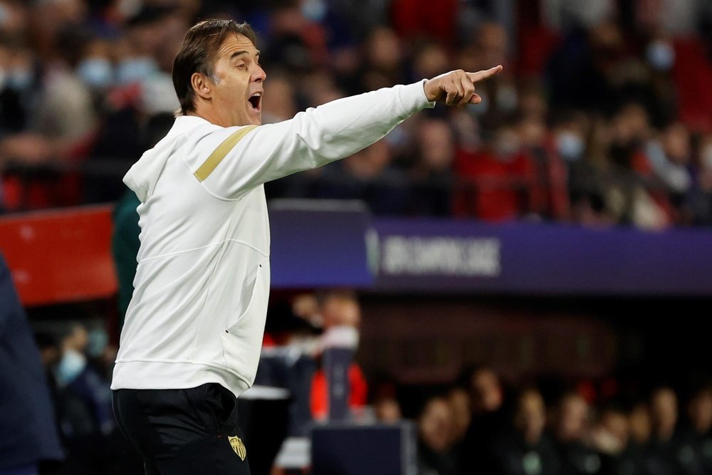 Sevilla win at home to take second place. EFE