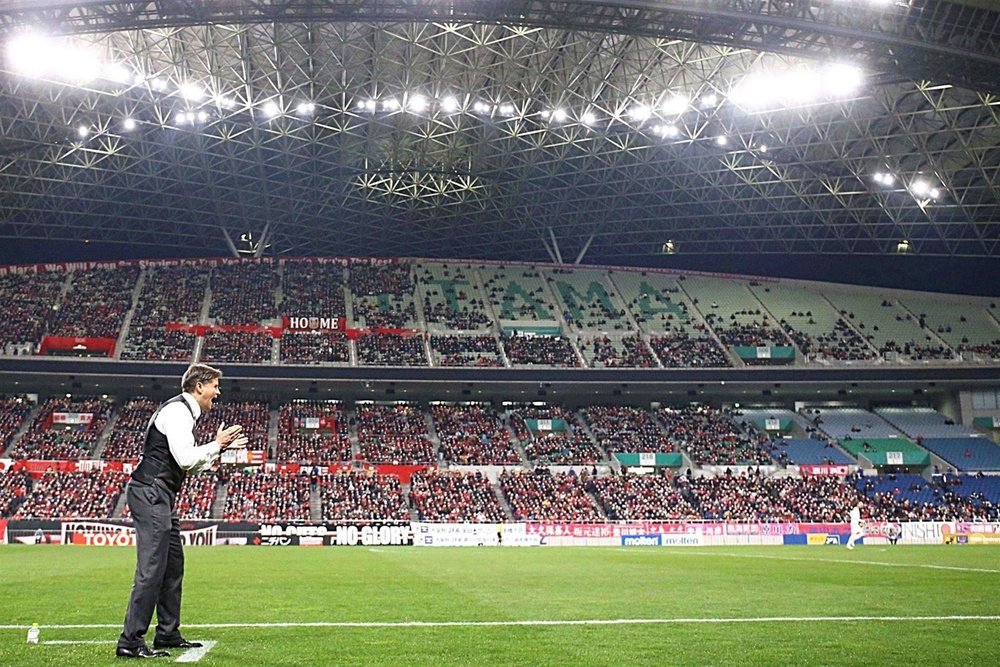 Ricardo Rodríguez guía al Urawa Reds al título de la Supercopa de Japón. EFE