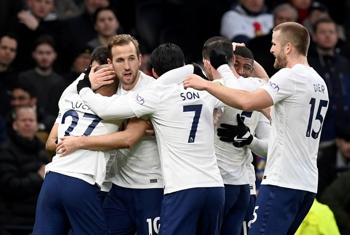 Tottenham goleia o Crystal Palace no 'Boxing Day'