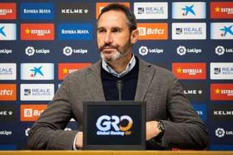 Vicente Moreno y García Plaza analizaron el partido de Copa. EFE