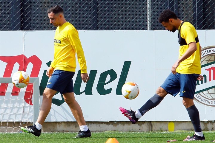 Alcácer regresó al Villarreal para ser rescindido: ¡el Sharjah anuló su cesión 40 horas después!