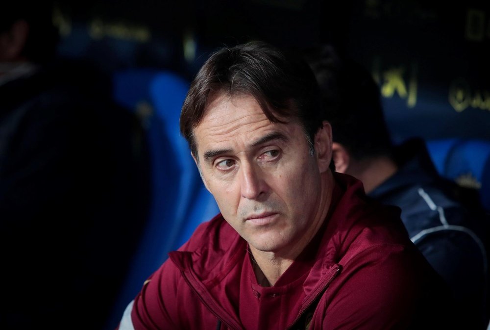 Lopetegui y Quique Sánchez Flores se marcharon contentos pese al resultado. EFE