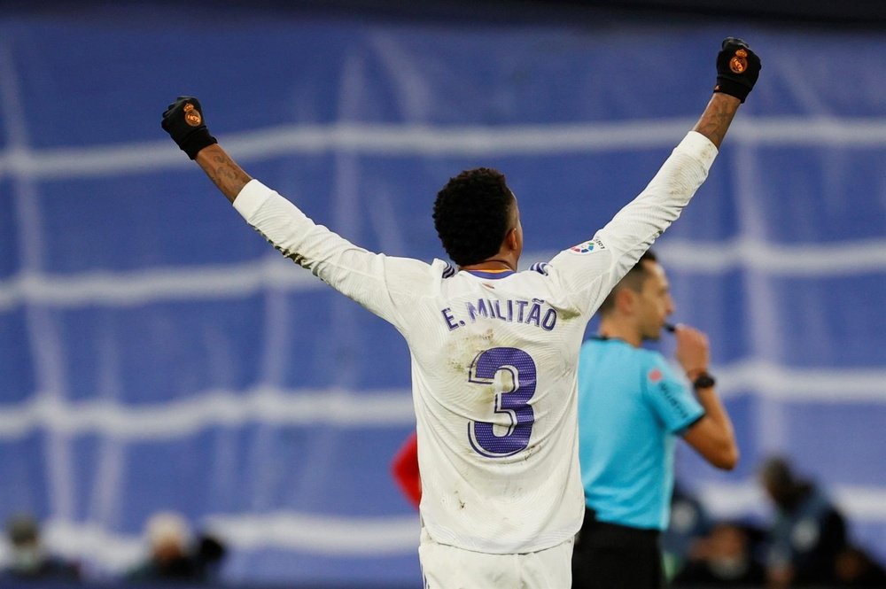 Militão também renovará com o Real Madrid até 2028. EFE