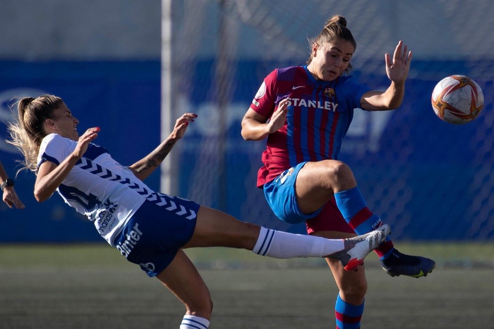 Martens suena para cambiar de equipo este verano. EFE