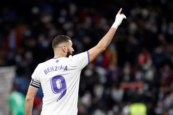 Benzema supera Mbappé e é eleito o melhor jogador francês em 2021. AFP