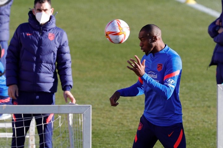 Atletico Madrid confirm injuries to Kondogbia and Llorente