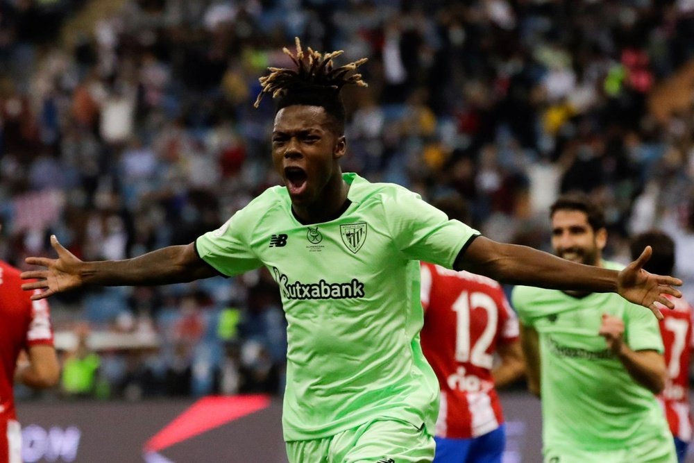 Nico Williams spoke about Vinicius Jr's current situation. EFE
