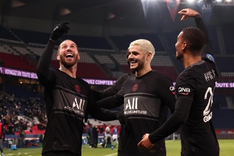 Paris retrouve Messi et corrige Reims grâce à Verratti et Ramos. EFE
