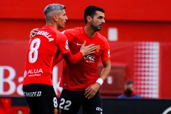 El Mallorca confirmó las bajas de Salva Sevilla y Manolo Reina. EFE