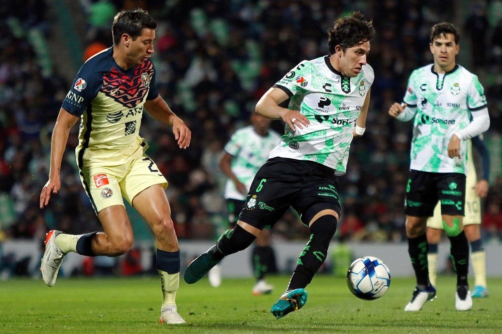 El América venció por 2-3 a Santos Laguna. EFE