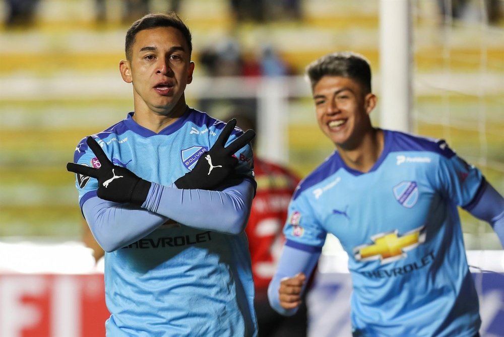 Bolívar goleou o Deportivo Lara e se garantiu na próxima fase. EFE/Martín Alipaz