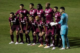 Deportivo Saprissa perdió por 1-0 ante Herediano, pero de todas maneras pudo aguantar el 2-0 que consiguió en la ida y se consagró campeón del fútbol de Costa Rica por trigésima séptima vez en su historia.