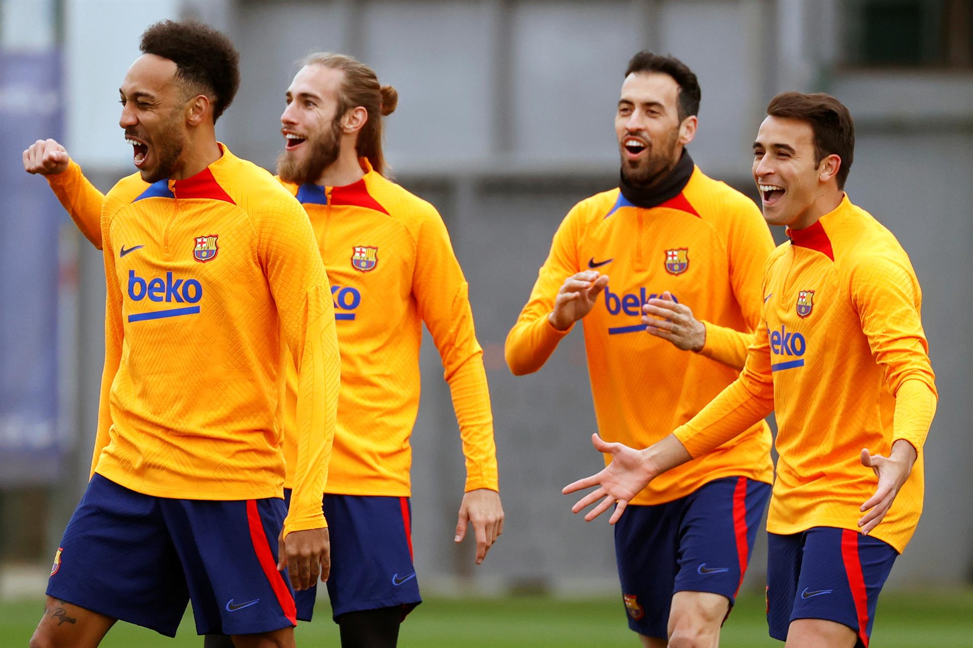 Barca will not reduce salaries of senior players