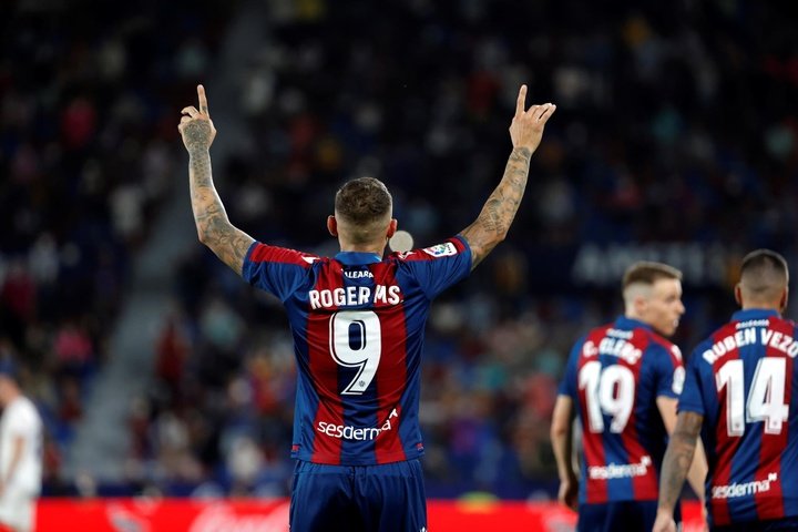 A grande marca de Roger na primeira equipa do Levante.EFE