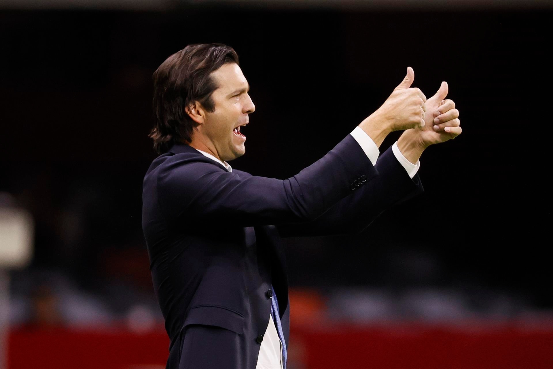 Solari could be Real Madrid's interim boss during the 2025 Club World Cup. EFE