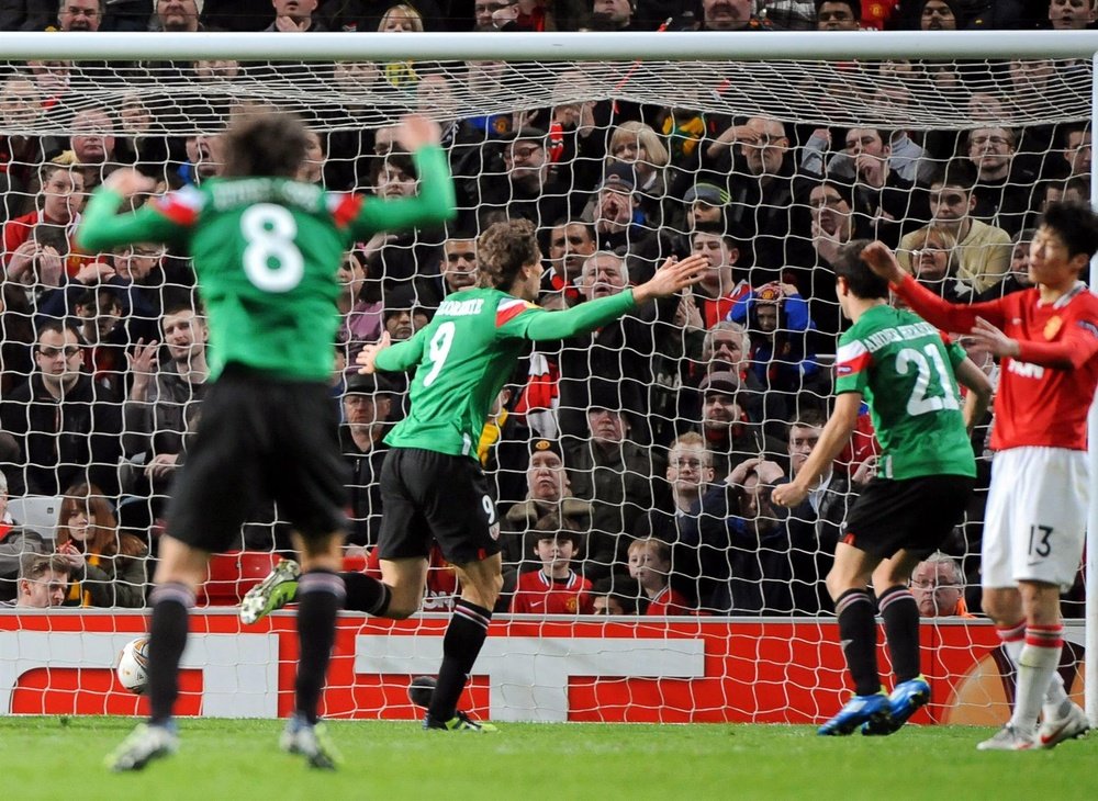 Aquel aurresku en Old Trafford. EFE