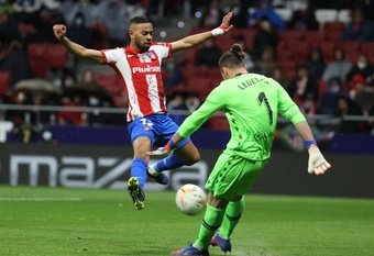 Lodi and Mario Hermoso appearance set to enroll in Man Utd