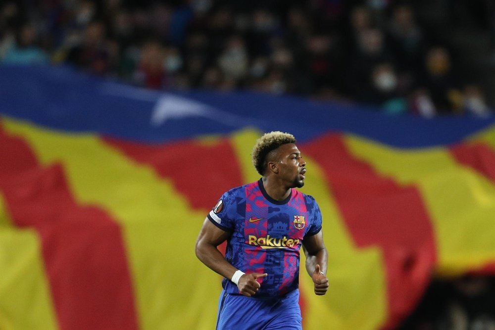 Adama Traoré ne devrait pas rester au Barça. EFE