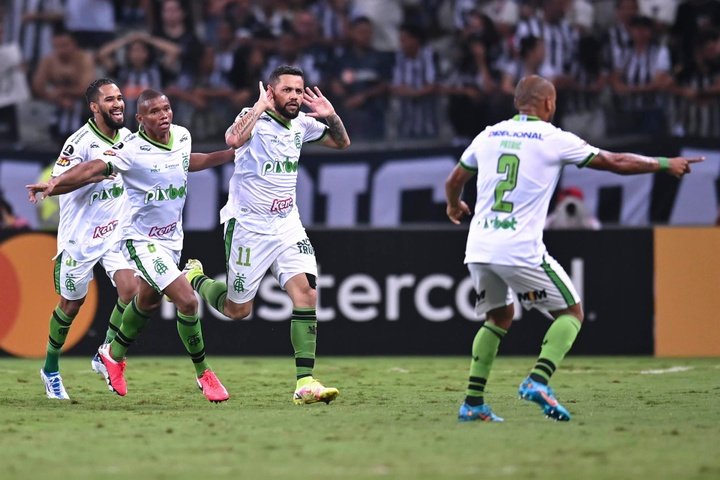 America Mineiro arrasa a Botafogo y mete la cabeza en cuartos