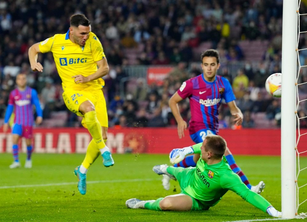 El Barça lleva las mismas derrotas que en la 2020-21. EFE