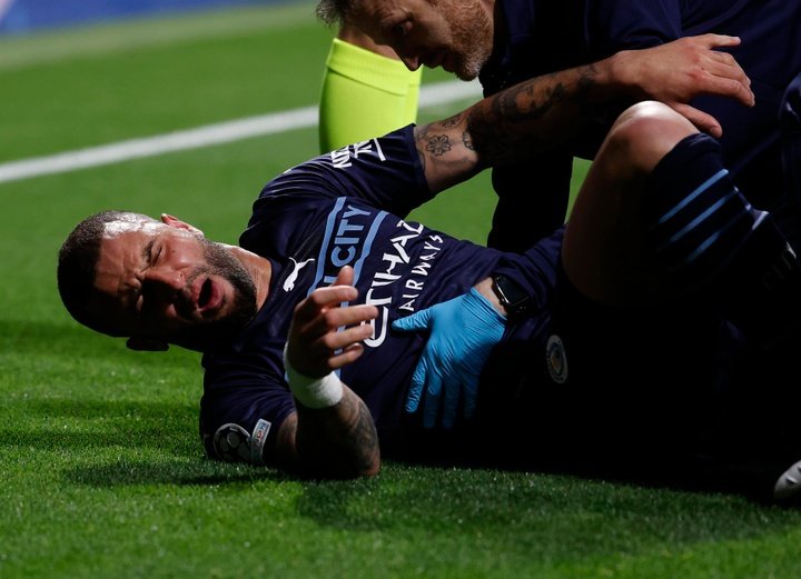 Kyle Walker could miss first leg against Real Madrid