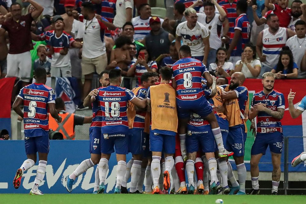 Na raça, Fortaleza vence a 1º na Libertadores. AFP