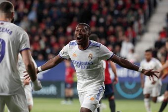 Real Madrid down Frankfurt to lift UEFA Super Cup