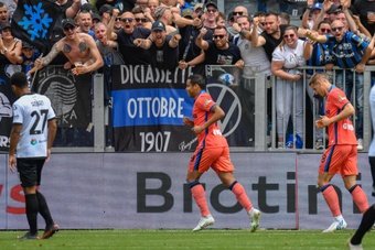 Atalanta vence e cola na Europa League. AFP