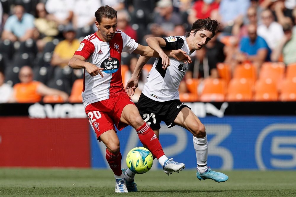 Real Sociedad are back in the race for Bryan Gil. EFE