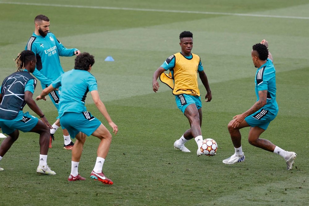 Vinicius Junior is already thinking about the Champions League final. EFE