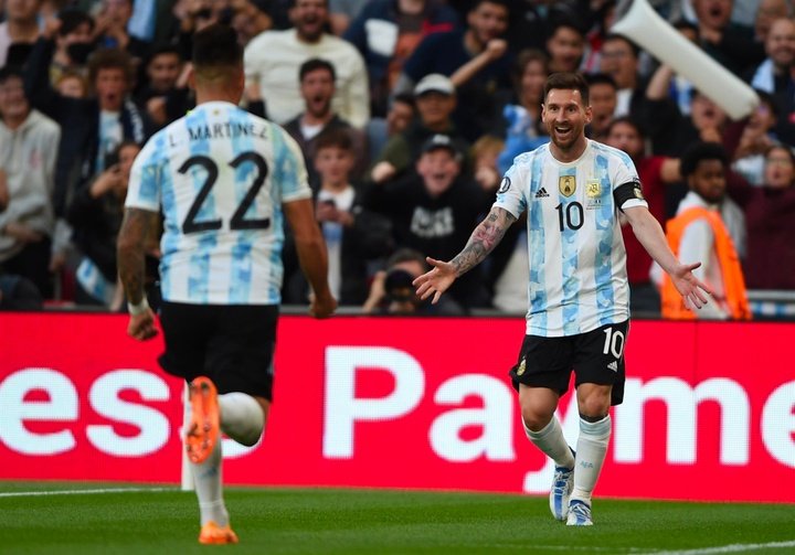 Argentina achincalha a Itália e garante o título da Finalíssima. AFP