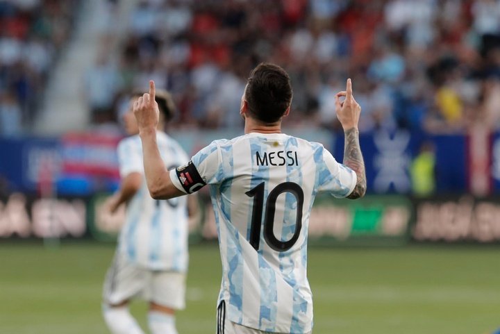 Lionel Messi buscará su primer Mundial en Catar. EFE