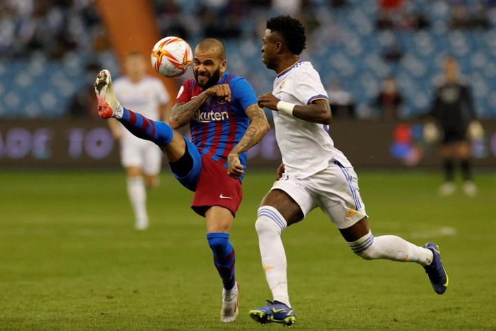 Daniel Alves, a um passo de se converter em... rival do Barça! EFE