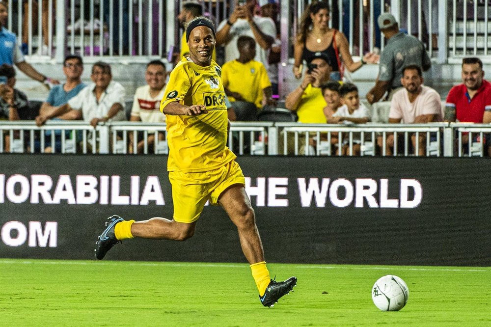 Ronaldinho regresará a México. EFE