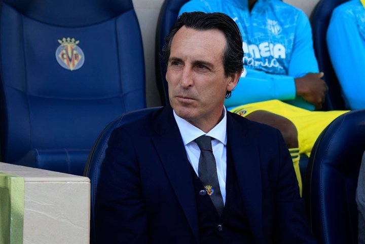 Emery analisa as opções de transferências do Villarreal.AFP