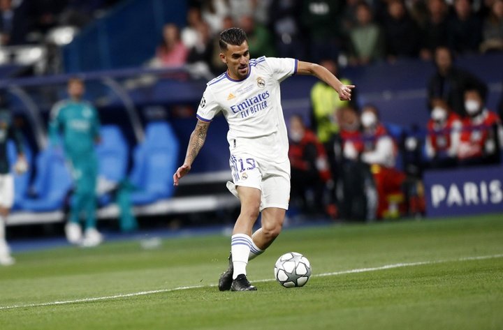 O Real Madrid descarta a saída de Ceballos: não tem ofertas