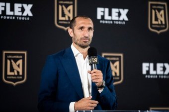 Los Angeles Football Club defender Giorgio Chiellini publicly apologised to Riqui Puig for calling him a 