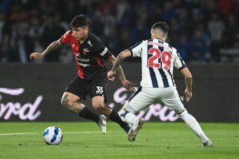 Facundo Farías a signé pour trois saisons avec deux saisons supplémentaires en option en faveur de l'Inter Miami dans le cadre d'un transfert en provenance de Colón.