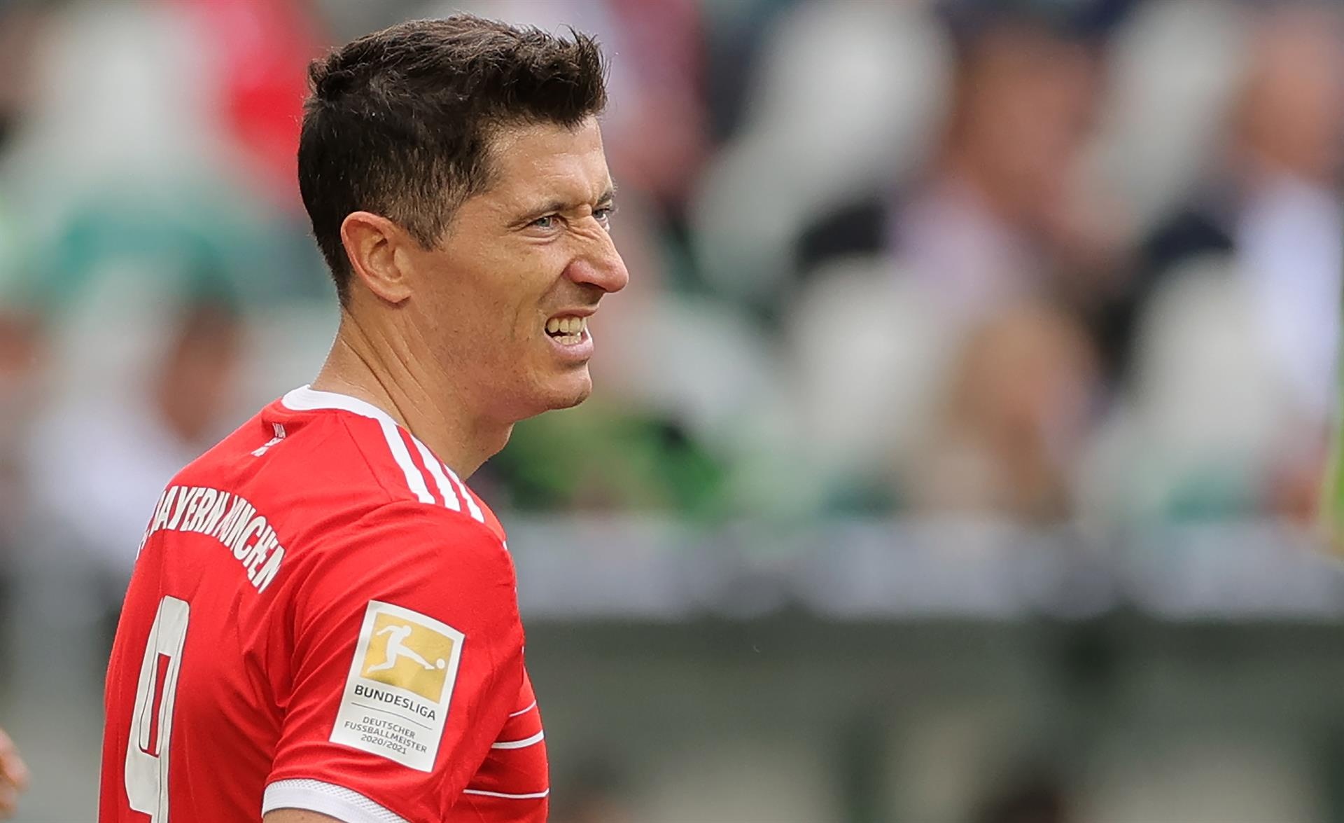 ï»¿Barca deny 50 million euro offer for Lewandowski and no agreement this week