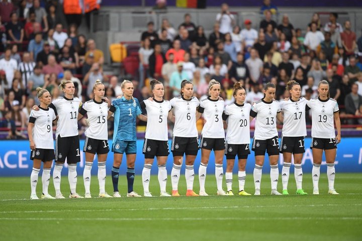 Alemanha vence e ainda sonha com o 9º título da Euro