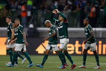 Palmeiras asienta el liderato con su duodécima victoria. EFE