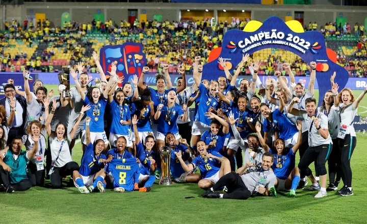 Brasil vence a Colômbia e conquista o título da Copa América Feminina