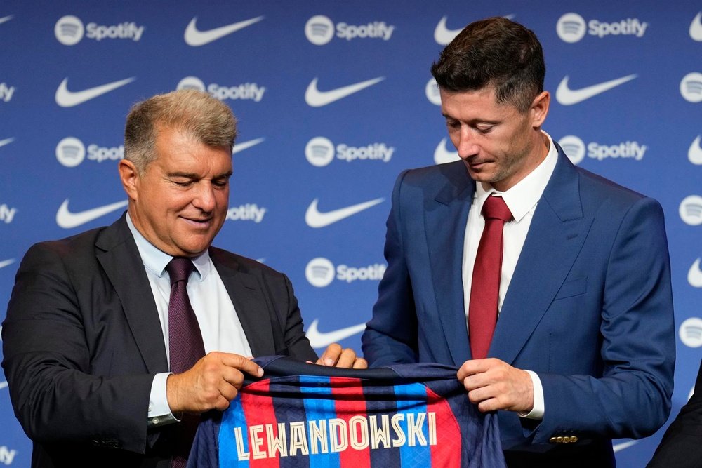 Lewandowski in conferenza stampa. EFE