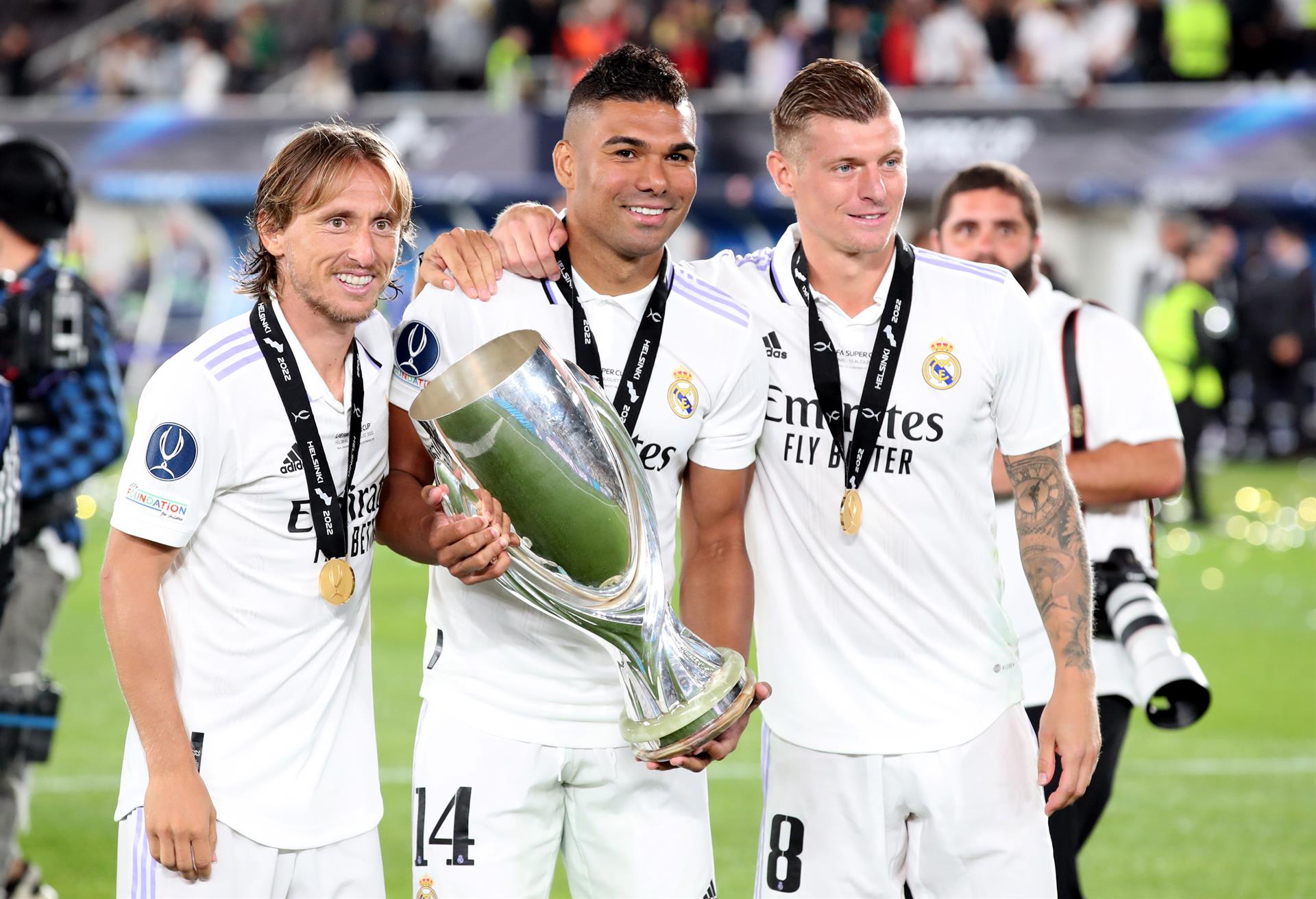 Modric, Casemiro y Kroos, con el Madrid