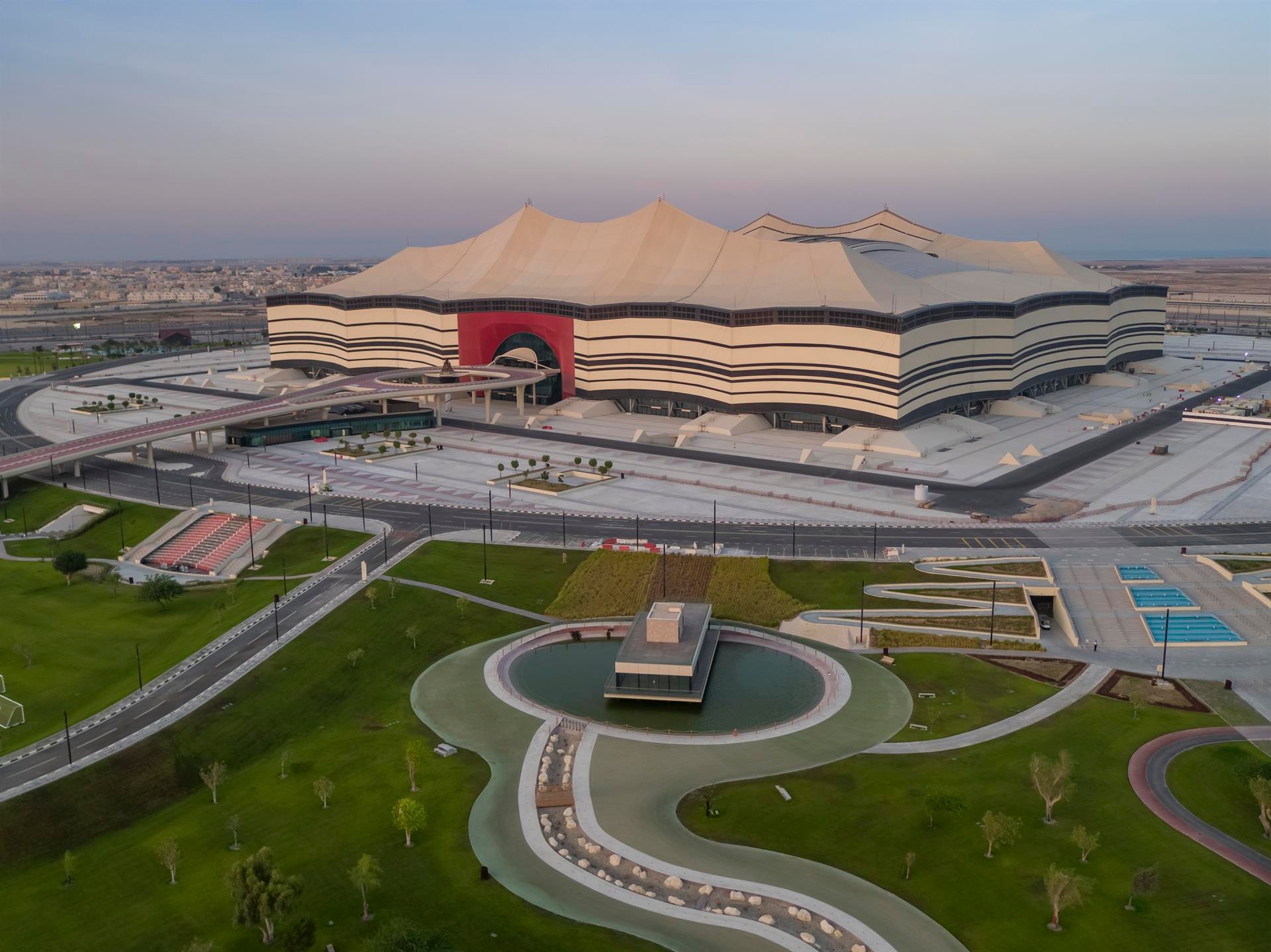 Qatar to try and 'hide' beer stalls during WC