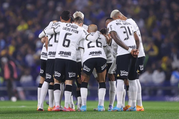 Corinthians venció a Bragantino. EFE