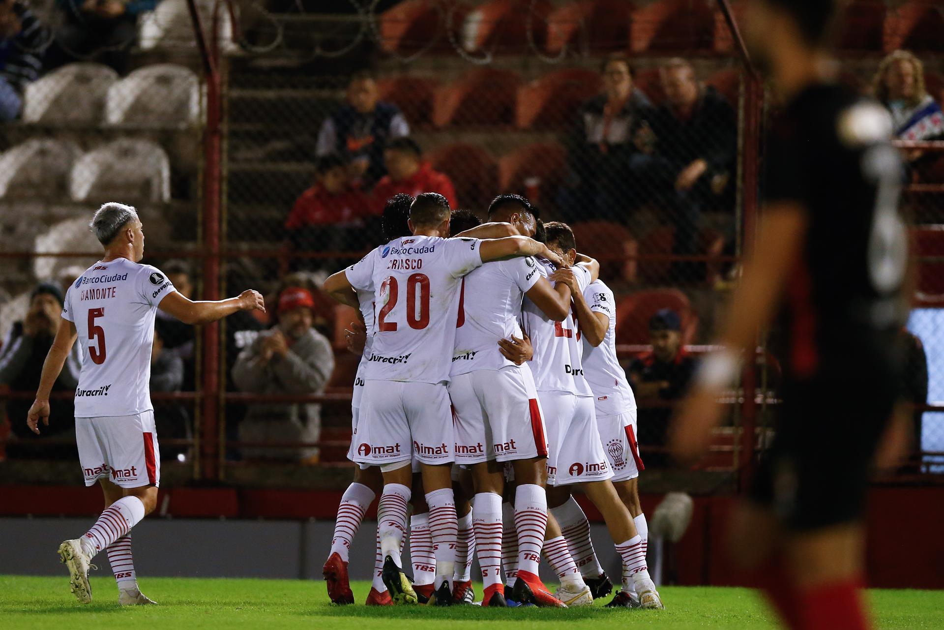 Huracán Hace Los Deberes E Iguala A Puntos Con River Plate 2741