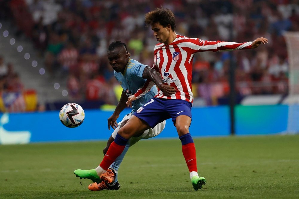 Luis Campos contactó con Joao Félix para transmitirle el interés del PSG. EFE