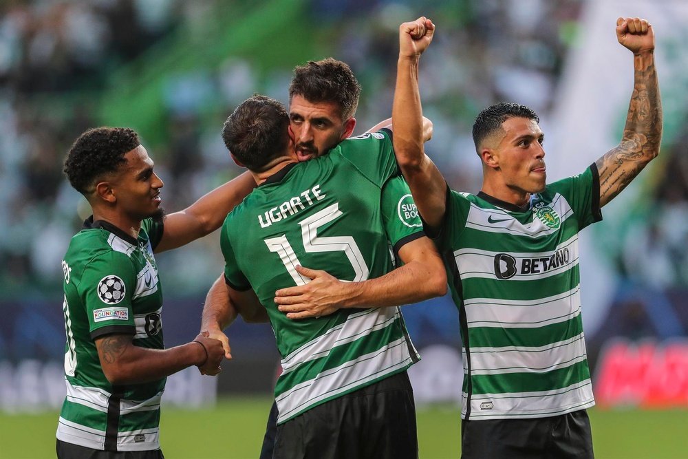 El Sporting CP es el líder del grupo D. EFE